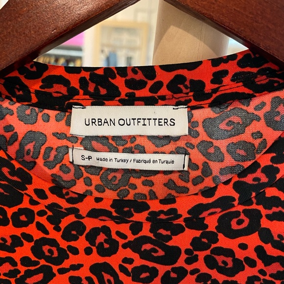 Long sleeve crop top red animal print - Picture 2 of 2